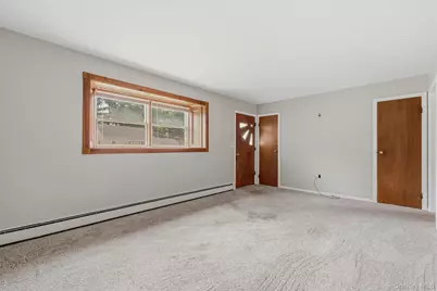 45 Patricia Avenue, Fishkill, NY 12524 - Photo 4