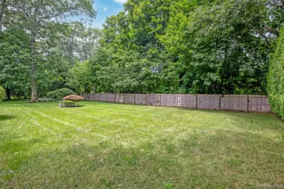 10 Udell Way, East Northport, NY 11731 - Photo 8