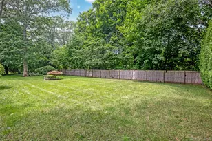 10 Udell Way, East Northport, NY 11731 - Photo 8