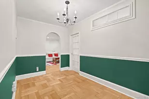 910 Stuart Ave, Mamaroneck, NY 10543 - Photo 8