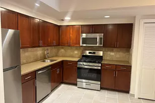 143-41 84th Dr, Briarwood, NY 11435 - Photo 2