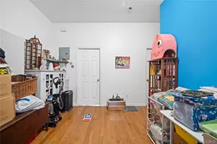 46-15 30th Rd, Astoria, NY 11103 - Photo 14