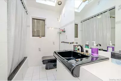 239 Hungry Harbor Road, Woodmere, NY 11581 - Photo 20