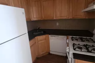 2471B Crotona Ave, Bronx, NY 10458 - Photo 6