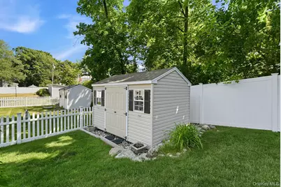 1660 Central Street, Yorktown Heights, NY 10598 - Photo 24