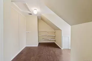 397 Split Rock Rd, Syosset, NY 11791 - Photo 22