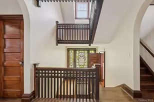 397 Split Rock Rd, Syosset, NY 11791 - Photo 18