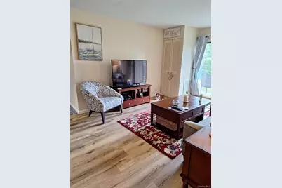 72 Scenic Vm, Yorktown Heights, NY 10598 - Photo 8