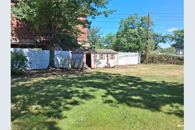 1036 Furth Road, Valley Stream, NY 11581 - Photo 12