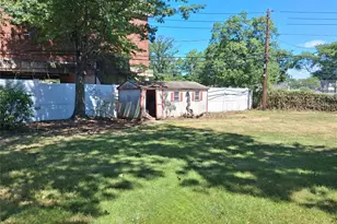 1036 Furth Rd, Valley Stream, NY 11581 - Photo 12