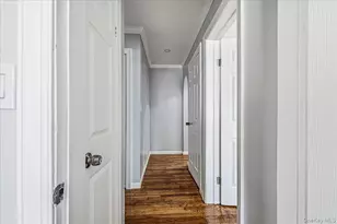 15 Astor Pl, Valley Stream, NY 11581 - Photo 30