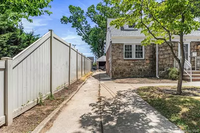 15 Astor Place, Valley Stream, NY 11581 - Photo 6