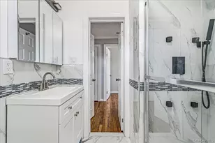 15 Astor Pl, Valley Stream, NY 11581 - Photo 28