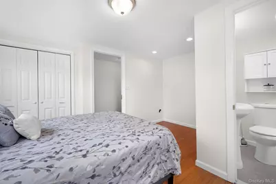 40 Martha Street, Freeport, NY 11520 - Photo 18