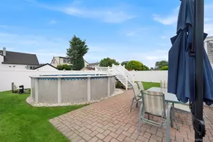 40 Martha St, Freeport, NY 11520 - Photo 28