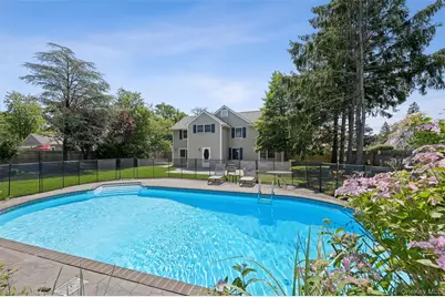 138 Hallock Street, Riverhead, NY 11901 - Photo 24