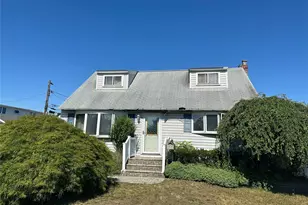 4 Rosemary Dr, Massapequa, NY 11758 - Photo 2