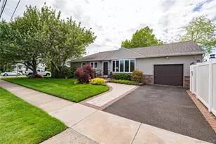 19 Buchanan Ave, Amityville, NY 11701 - Photo 4