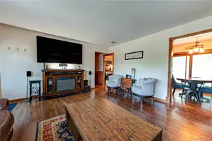 19 Buchanan Ave, Amityville, NY 11701 - Photo 10