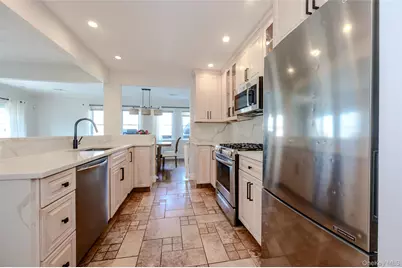 30 Buffalo Avenue, Long Beach, NY 11561 - Photo 10