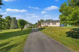 318 Cornwall Hill Rd, Patterson, NY 12563 - Photo 34
