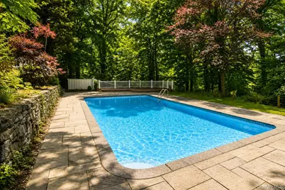 32 Valley Road, Old Westbury, NY 11568 - Photo 10