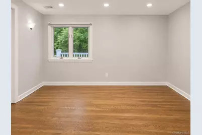 32 Valley Road, Old Westbury, NY 11568 - Photo 40
