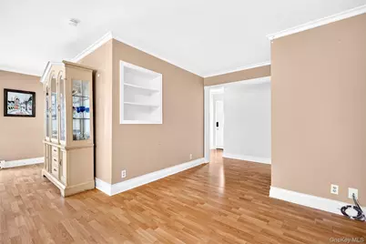 397 Briarwood Road, Massapequa, NY 11758 - Photo 16