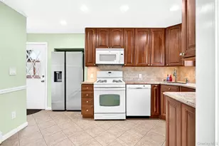 397 Briarwood Rd, Massapequa, NY 11758 - Photo 6