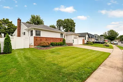 397 Briarwood Road, Massapequa, NY 11758 - Photo 2