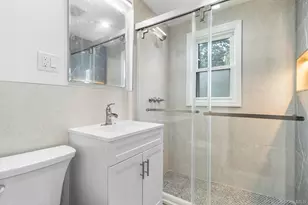 906 Stratford Dr, East Meadow, NY 11554 - Photo 14