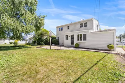 906 Stratford Drive, East Meadow, NY 11554 - Photo 24