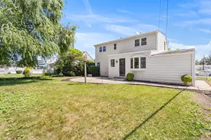 906 Stratford Dr, East Meadow, NY 11554 - Photo 24