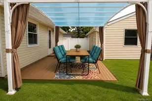 164 Bloomingdale Rd, Levittown, NY 11756 - Photo 16