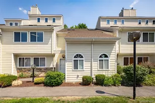 103 Crystal Hill Ln, Poughkeepsie, NY 12603 - Photo 2