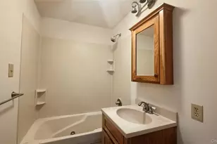 14 Skyline Dr, Fishkill, NY 12524 - Photo 6