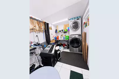 12720 95th Avenue, Richmond Hill, NY 11419 - Photo 10