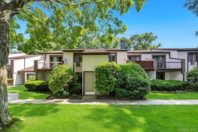 31 Richmond Boulevard #1B, Ronkonkoma, NY 11779 - Photo 1
