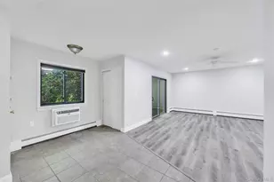 31 Richmond Blvd, Ronkonkoma, NY 11779 - Photo 4
