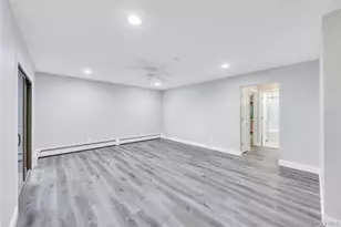 31 Richmond Blvd, Ronkonkoma, NY 11779 - Photo 12