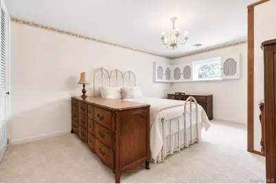21909 Peck Avenue, Queens Village, NY 11427 - Photo 16