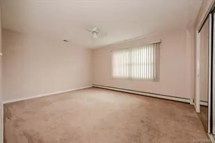 48 Meadow Ln, Hicksville, NY 11801 - Photo 14