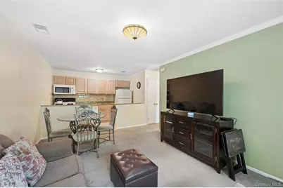 2295 Milburn Avenue #11, Baldwin, NY 11510 - Photo 6