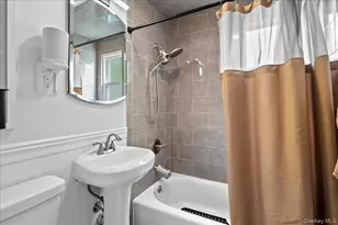 6 Cantitoe Rd, Yonkers, NY 10710 - Photo 20