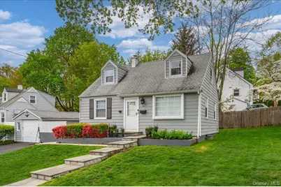 6 Cantitoe Road, Yonkers, NY 10710 - Photo 2