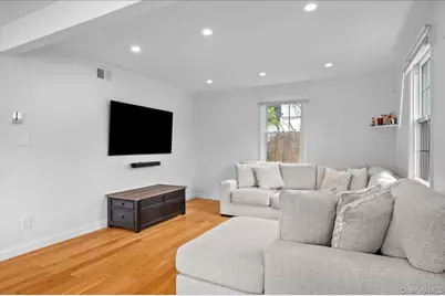 6 Cantitoe Road, Yonkers, NY 10710 - Photo 12