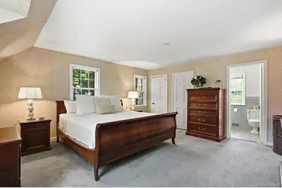 17 Monfort Road, Port Washington, NY 11050 - Photo 12