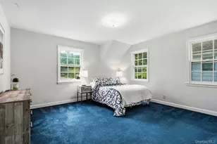 17 Monfort Rd, Port Washington, NY 11050 - Photo 16