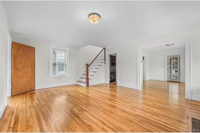 251-47 42nd Avenue, Little Neck, NY 11363 - Photo 10