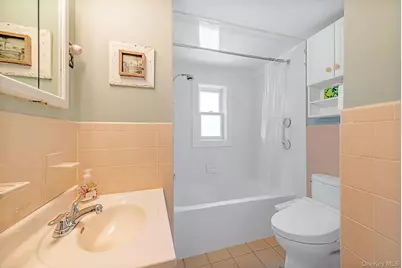 1825 Main Bayview Road, Southold, NY 11971 - Photo 18